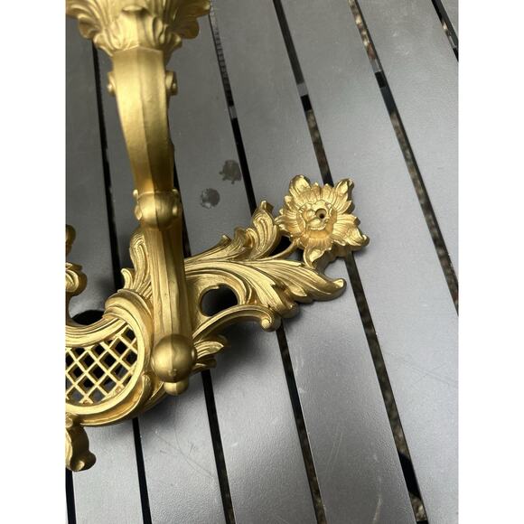 VINTAGE SYROCO 1966 WALL SCONCE HOLDS 3 TAPER CANDLES GOLD HOLLYWOOD REGENCY - Picture 3 of 6